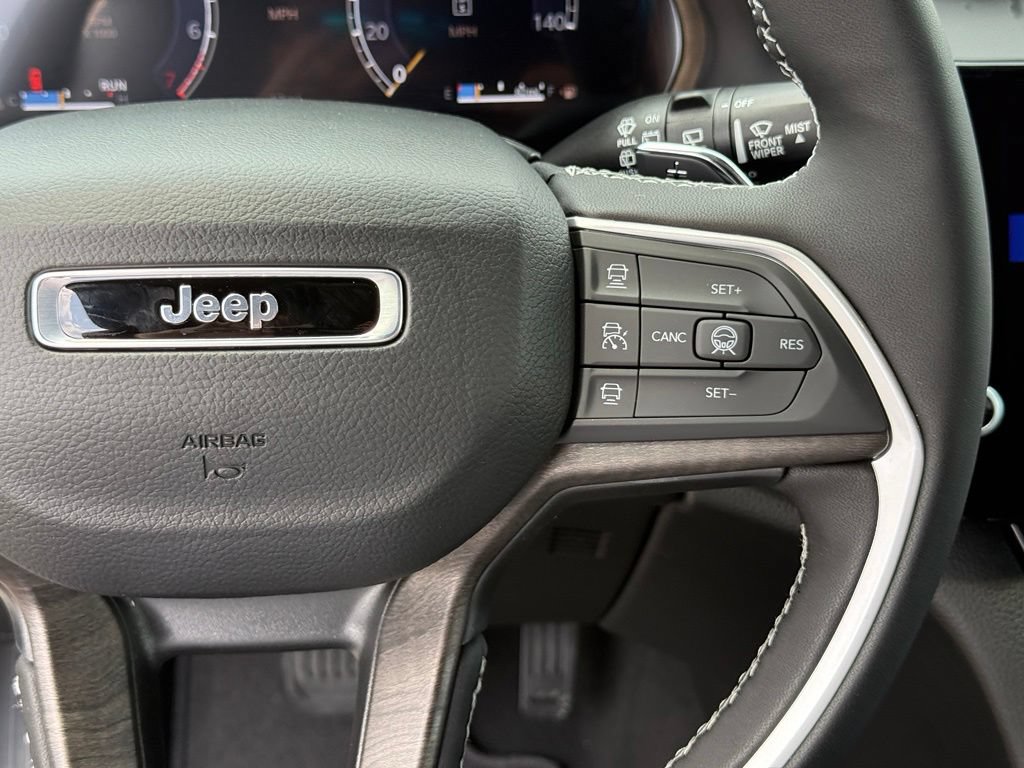 New 2026 Jeep Grand Cherokee L 4WD image 15