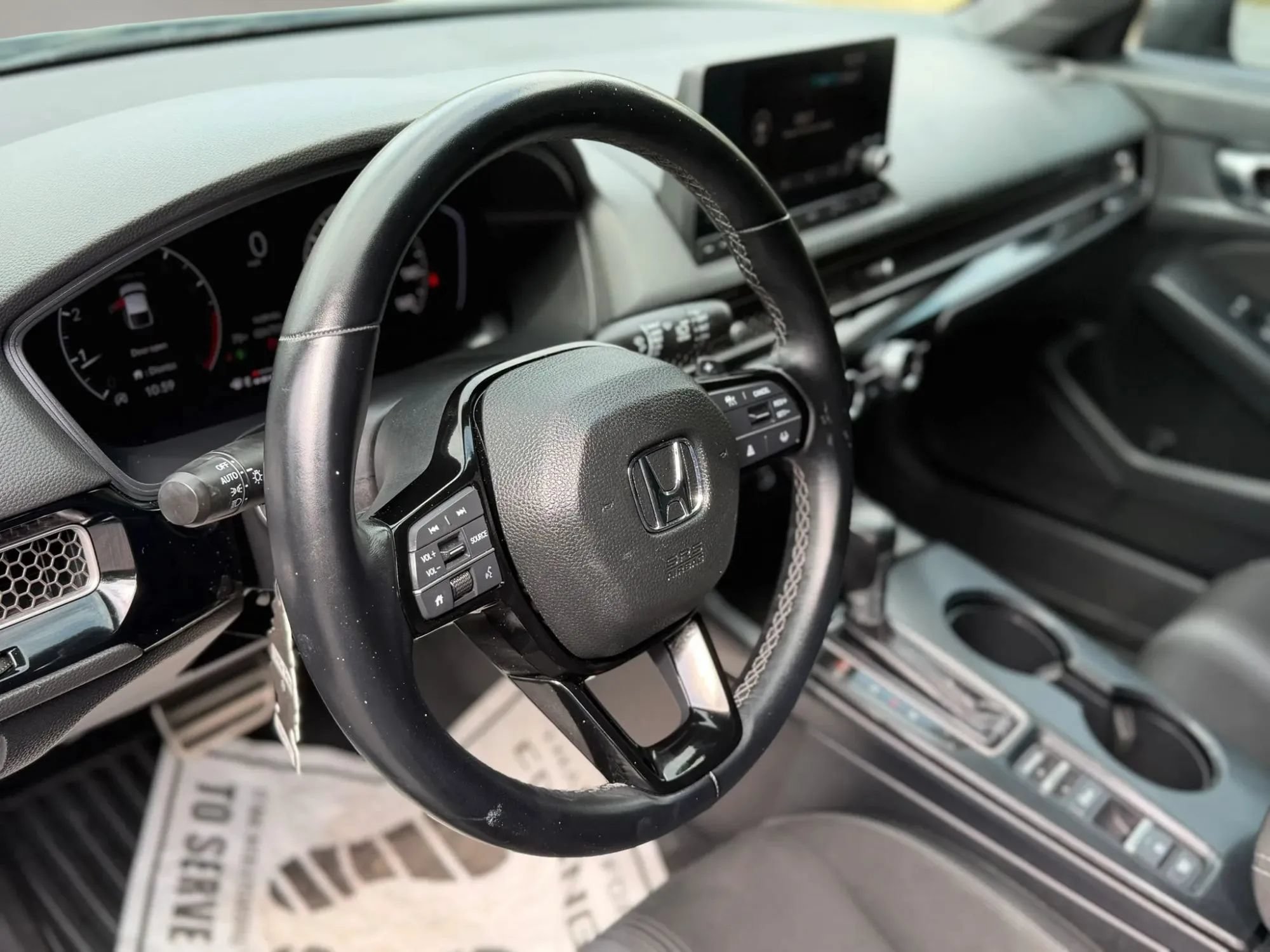 Used 2023 Honda Civic Sport image 18