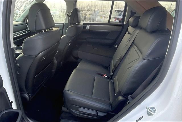 New 2025 Hyundai Santa Fe XRT image 13