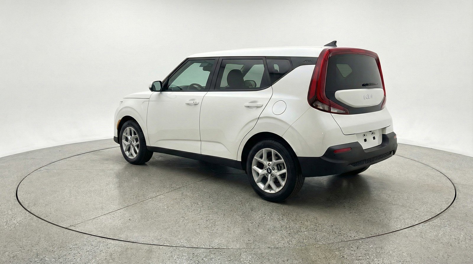 Used 2025 Kia Soul LX w/ LX Technology Package image 6