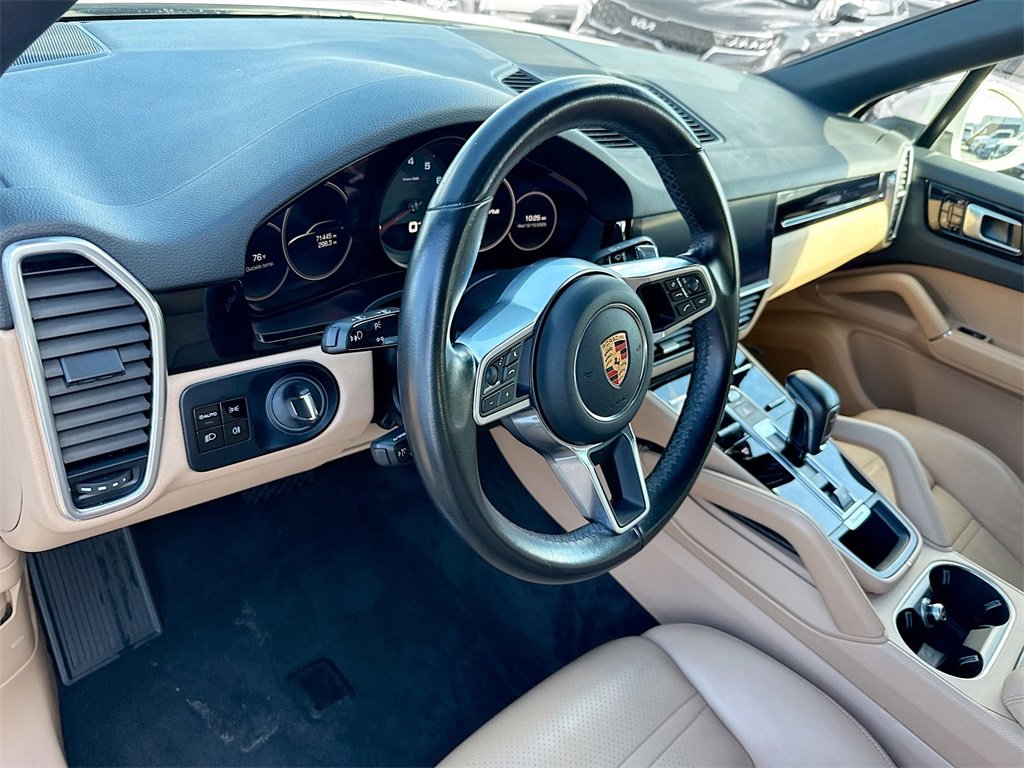 Used 2020 Porsche Cayenne image 10