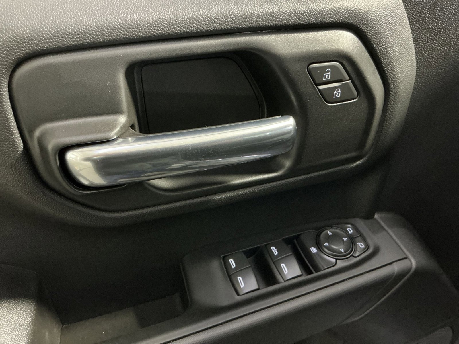 New 2026 Chevrolet Silverado 1500 Custom image 23