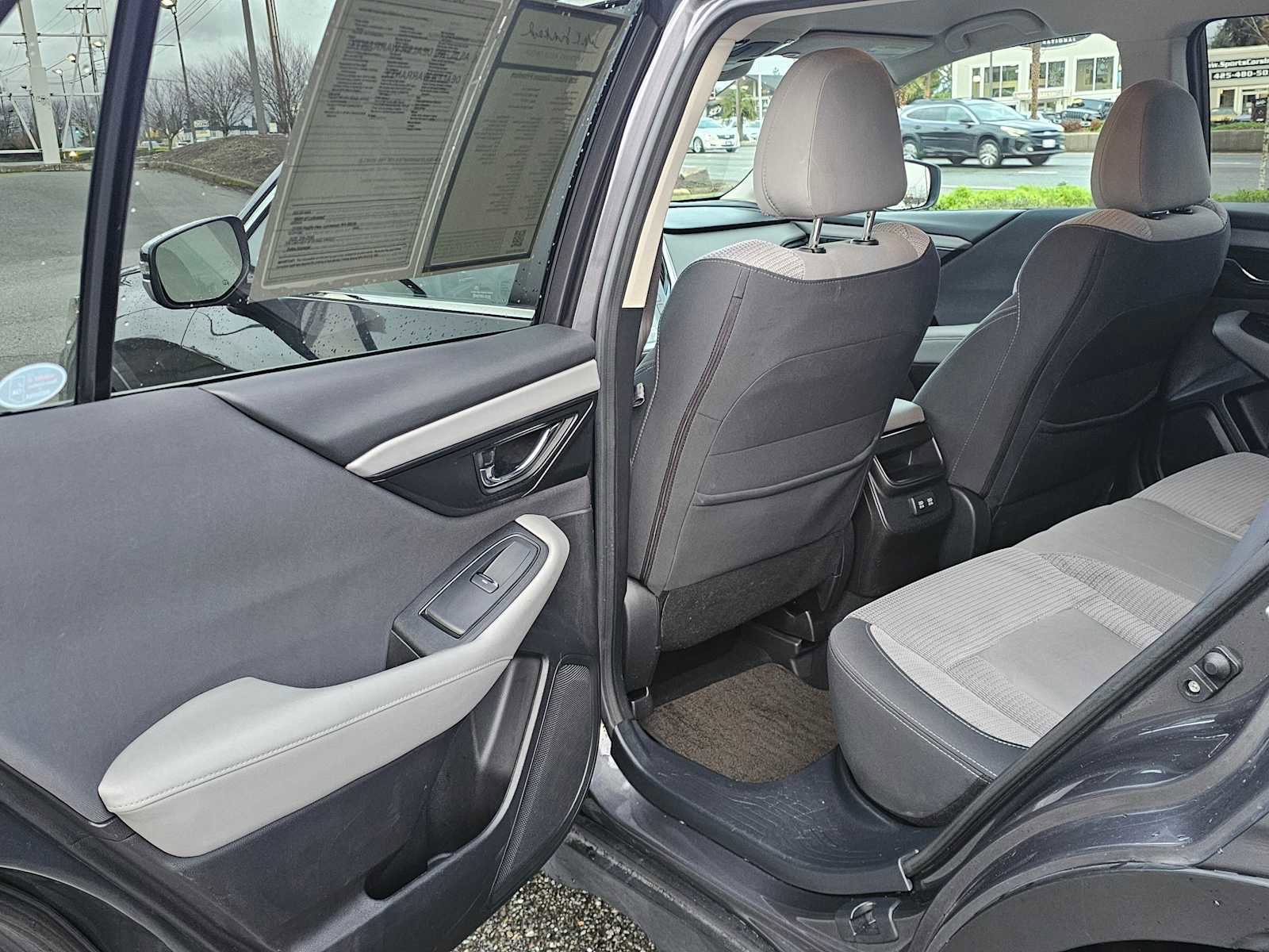 Used 2020 Subaru Outback Premium image 15