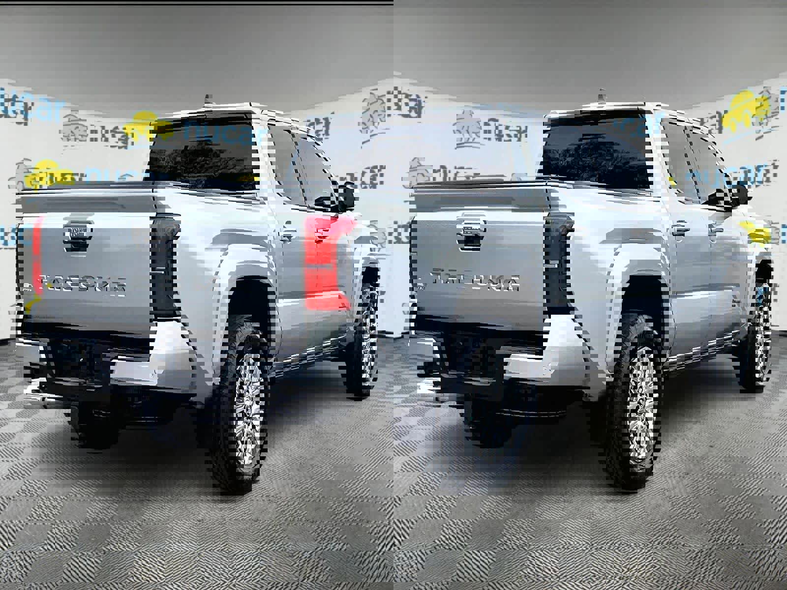 Used 2025 Toyota Tacoma Limited image 6