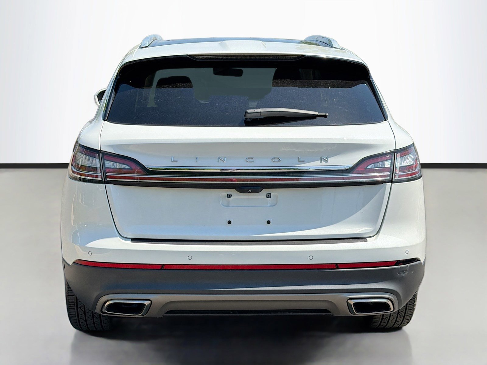 Used 2021 Lincoln Nautilus Reserve w/ Equipment Group 201A AWD/4WD image 6