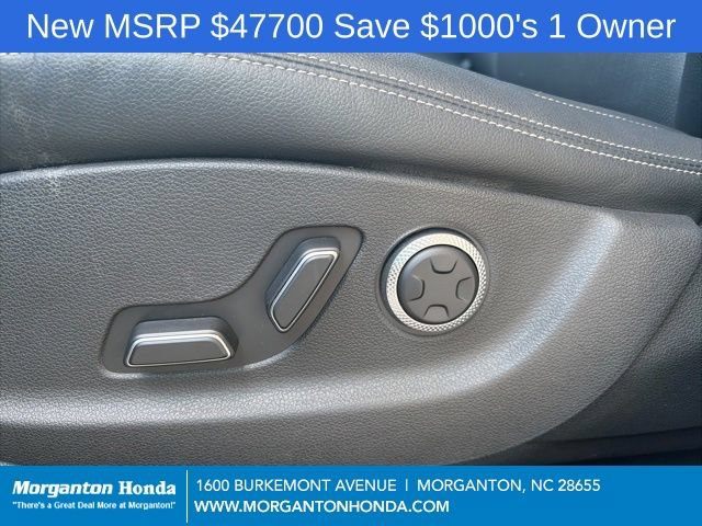 Used 2025 Genesis GV70 2.5T AWD/4WD image 16