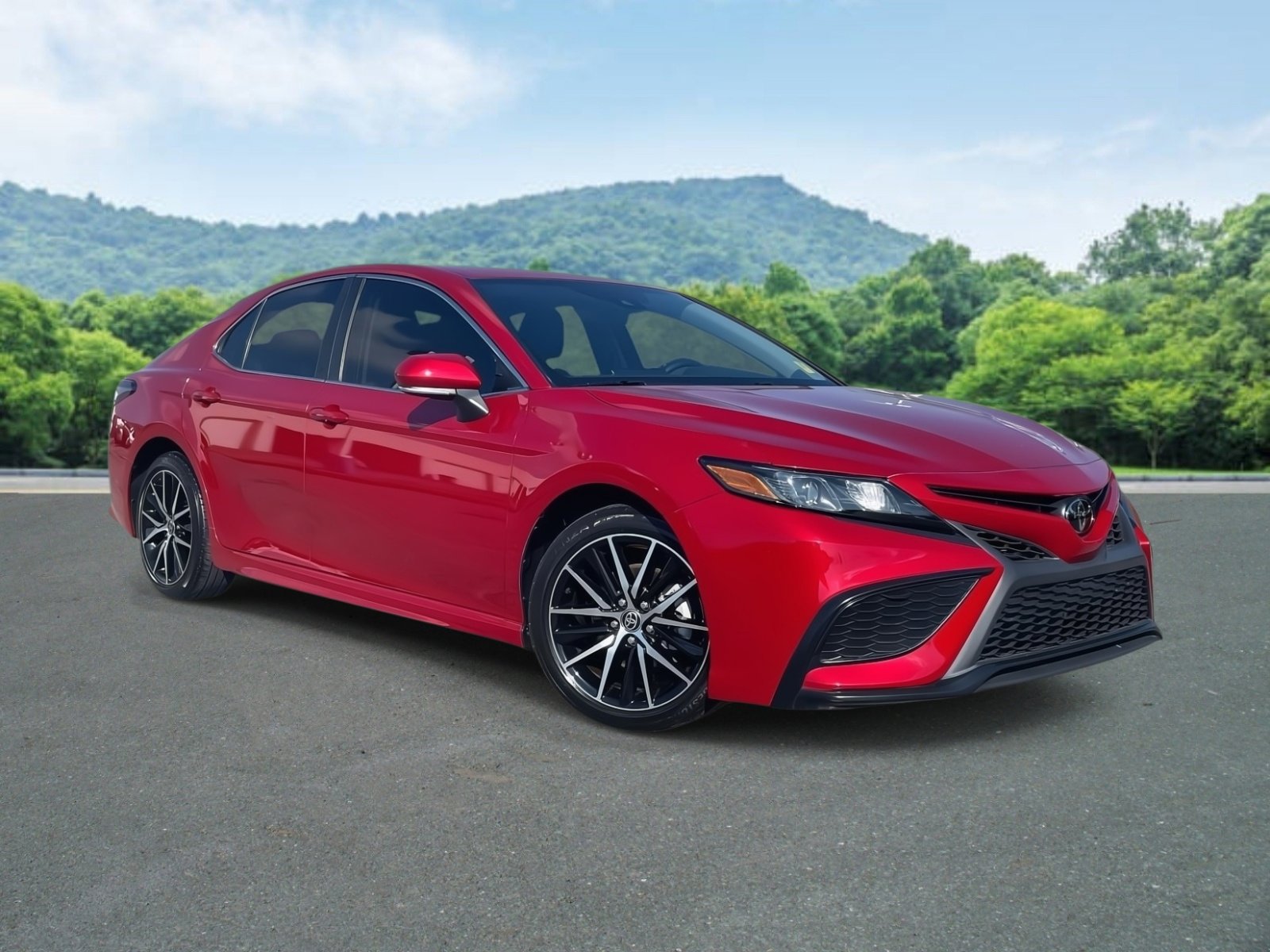 Used 2023 Toyota Camry SE