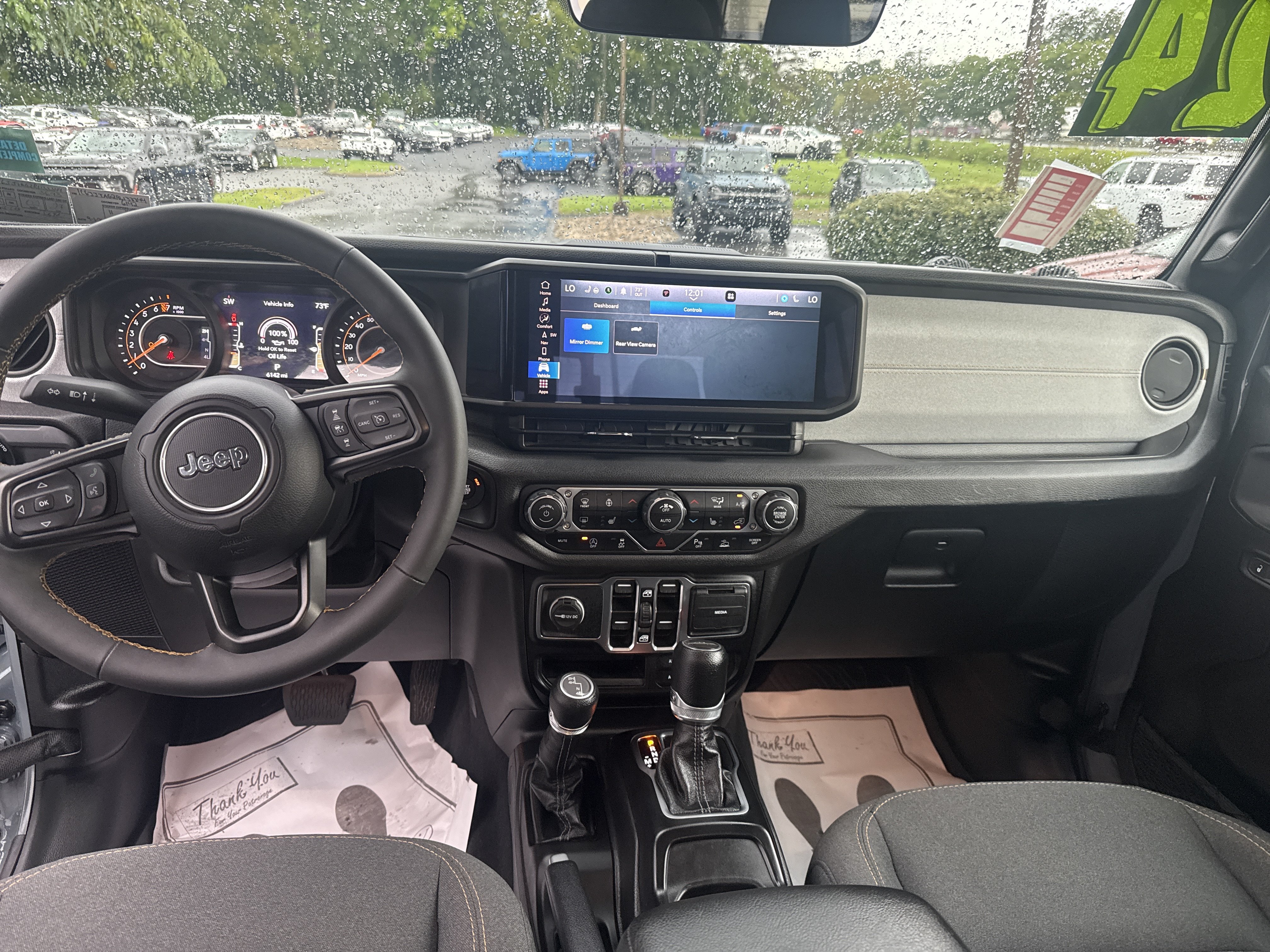 Used 2024 Jeep Gladiator Sport AWD/4WD image 14