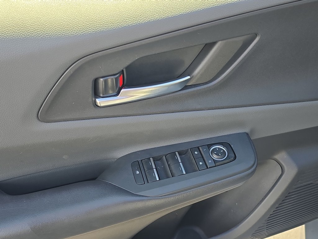 Used 2023 Toyota Prius XLE image 12