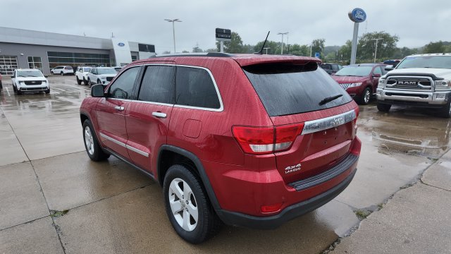 Used 2011 Jeep Grand Cherokee Laredo AWD/4WD image 5