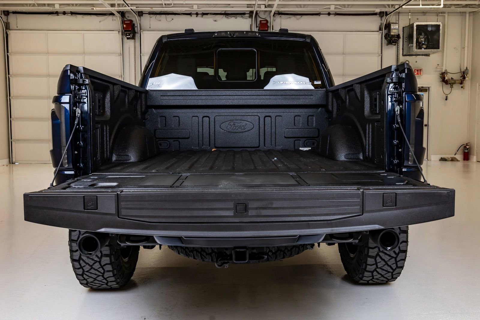 Used 2026 Ford F150 Raptor w/ Equipment Group 803A Raptor R AWD/4WD image 9