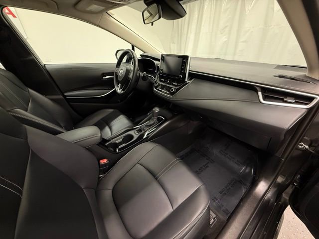 Used 2020 Toyota Corolla XLE image 9