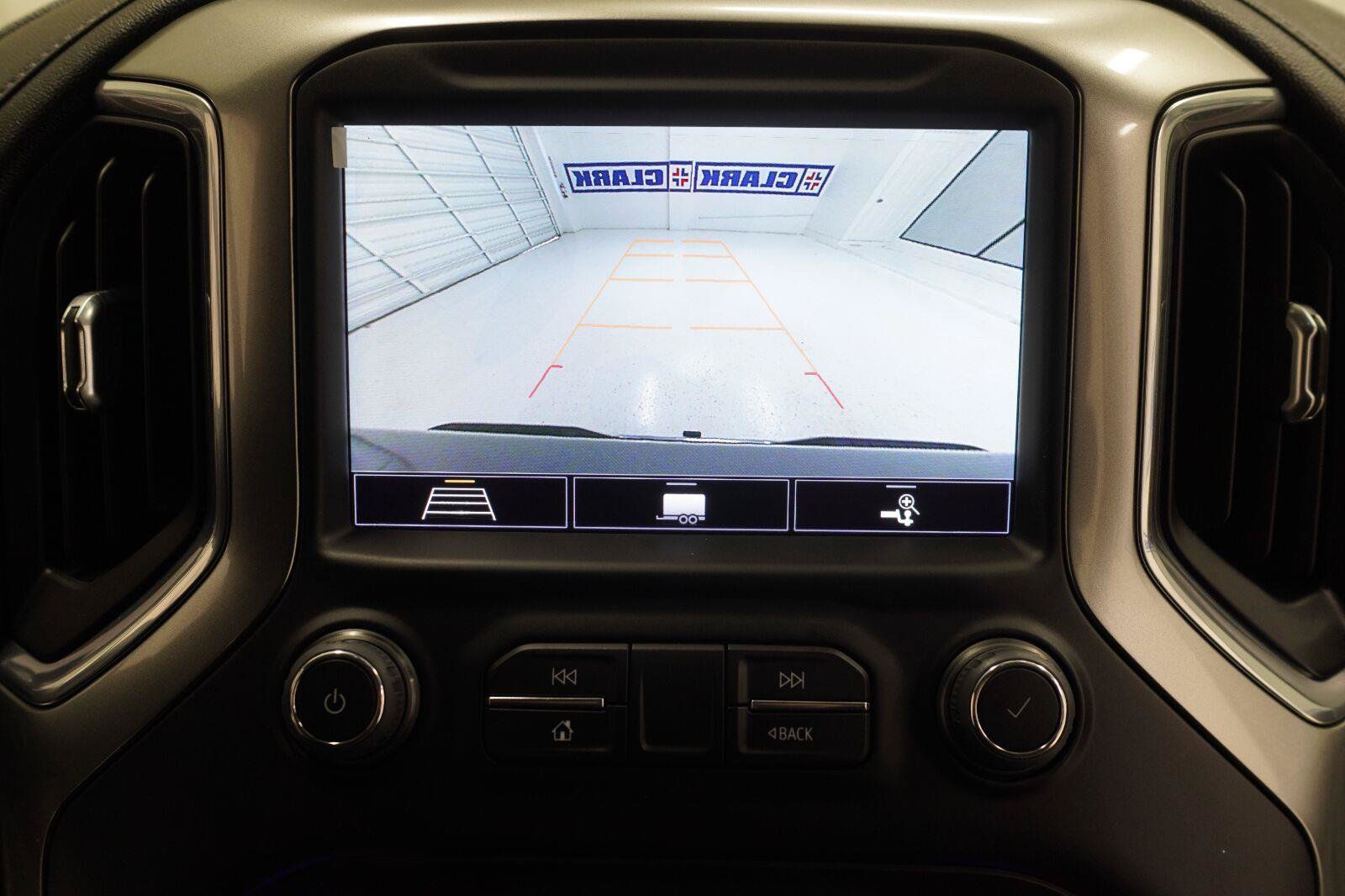 Used 2020 Chevrolet Silverado 1500 LT w/ Texas Edition RWD image 19