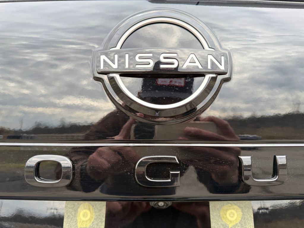 New 2026 Nissan Rogue Dark Armor image 17