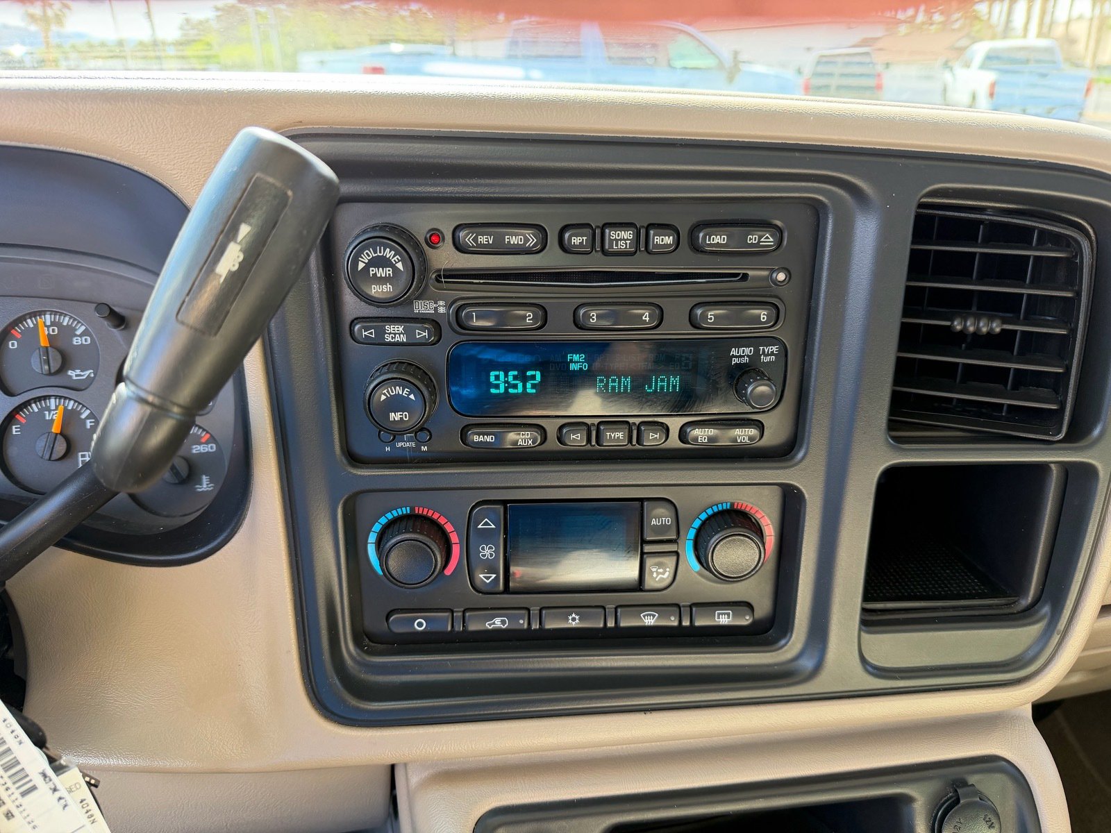 Used 2006 Chevrolet Silverado 1500 LT w/ Onstar Plus Package RWD image 10