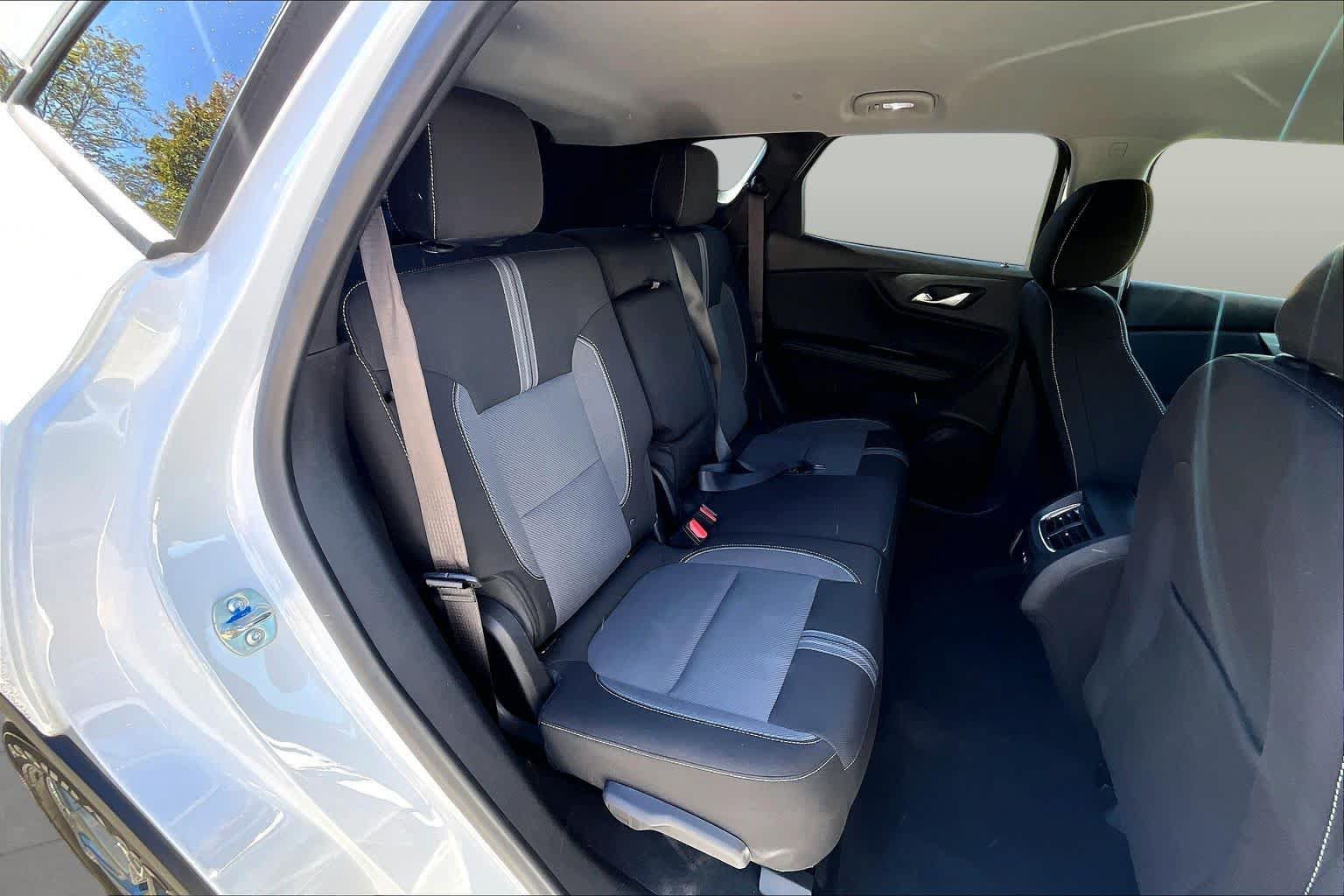 Used 2025 Chevrolet Blazer LT AWD/4WD image 20