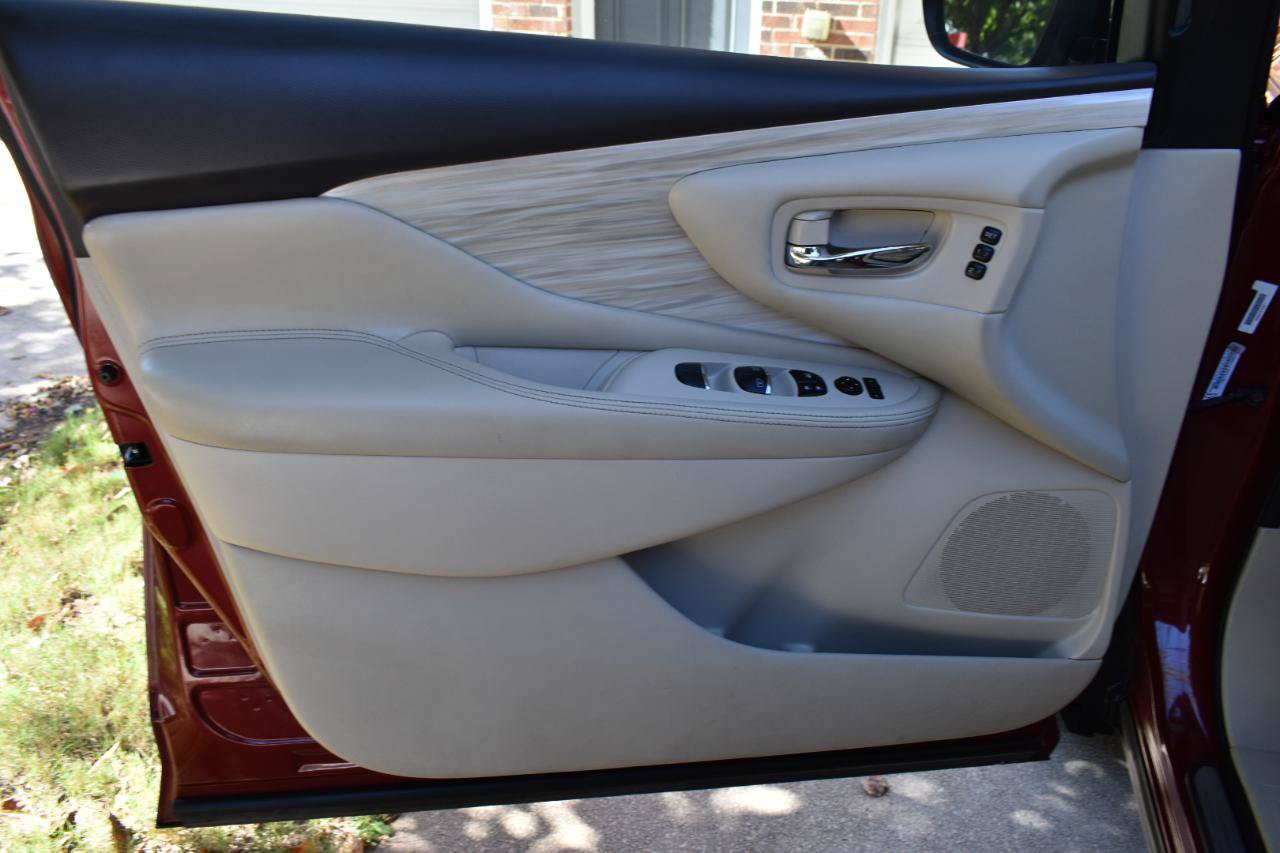 Used 2018 Nissan Murano Platinum AWD/4WD image 34