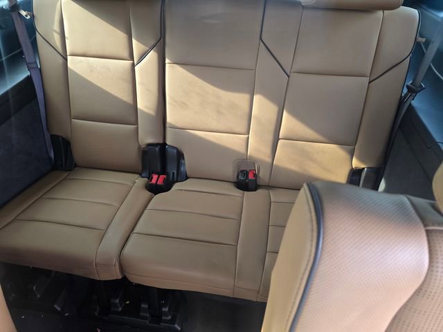 Used 2025 Cadillac Escalade ESV Premium Luxury w/ Touring Package RWD image 13