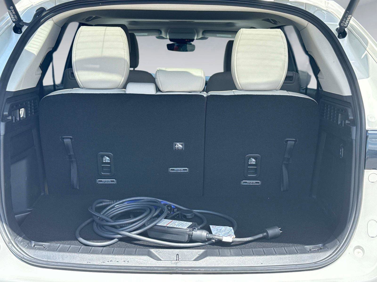 Certified 2024 MAZDA CX-90 Plug-In Hybrid w/ Preferred image 11