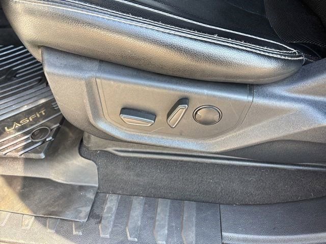 Used 2021 Ford F250 Lariat w/ Lariat Value Package image 11