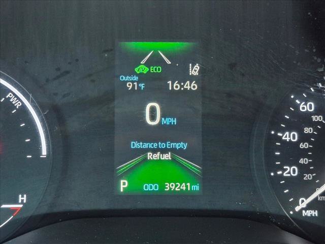 Certified 2023 Toyota Sienna XLE w/ XLE Plus Package FWD image 11