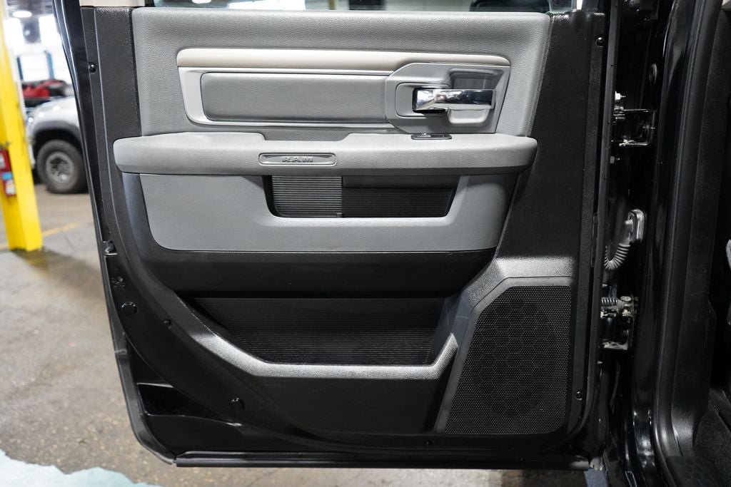 Used 2015 RAM 1500 Big Horn AWD/4WD image 30