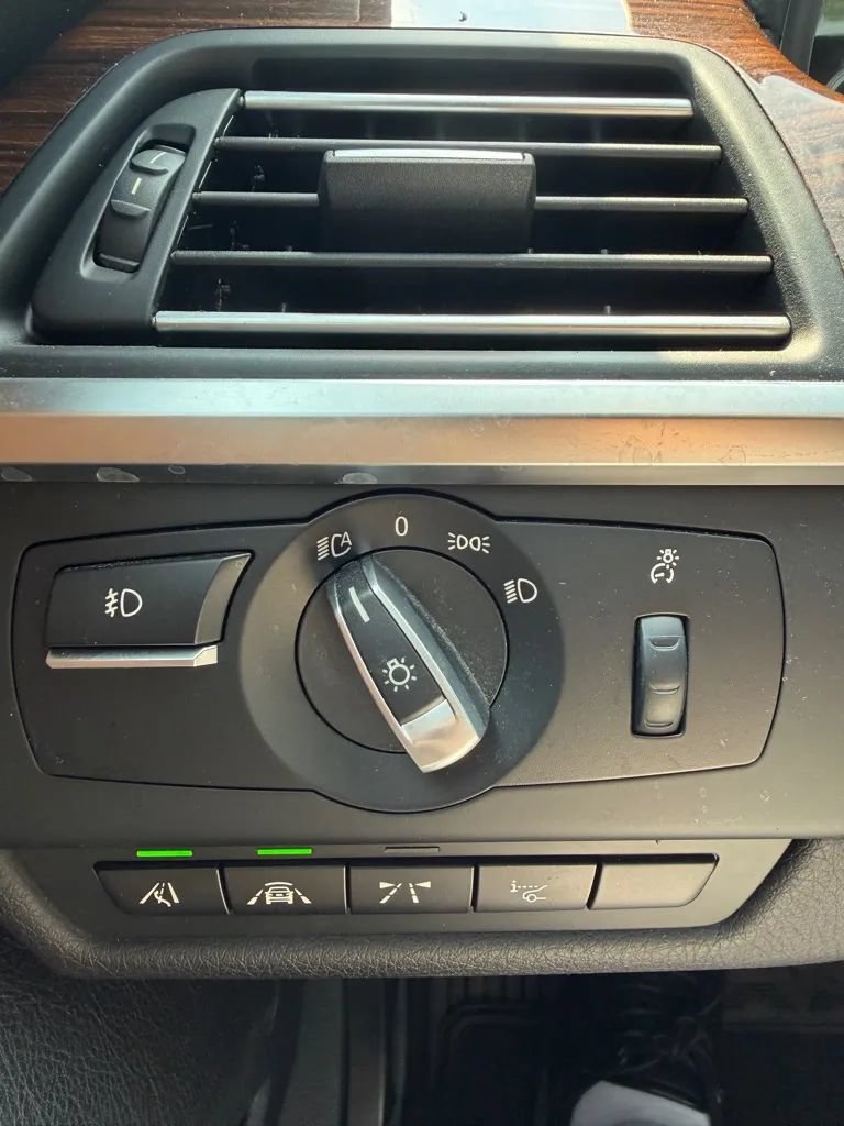 Used 2019 BMW 650i Gran Coupe xDrive w/ Driving Assistance Package AWD/4WD image 25