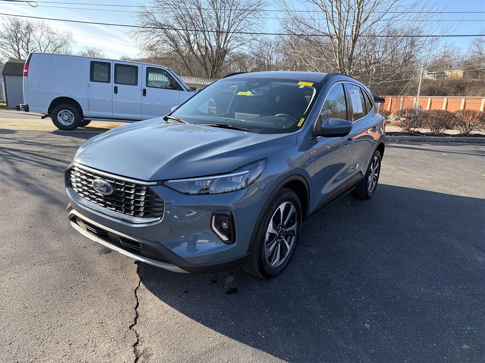 Used 2023 Ford Escape Platinum image 4