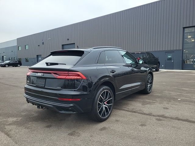 Used 2019 Audi Q8 Premium Plus w/ Premium Plus image 3