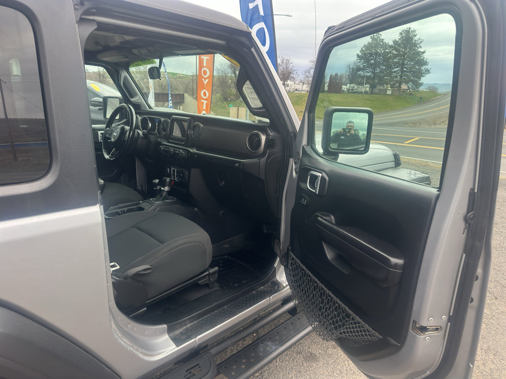 Used 2021 Jeep Wrangler Sport S image 15