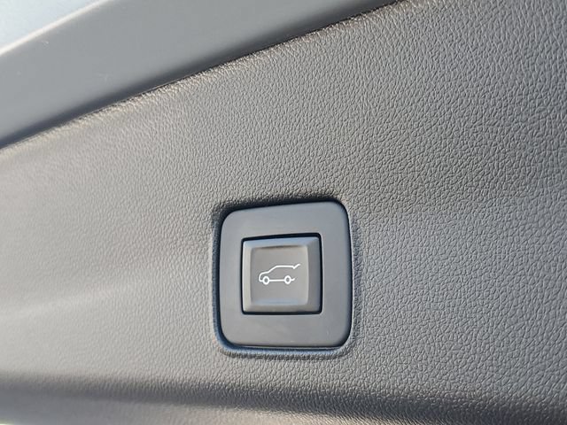 Used 2025 Chevrolet TrailBlazer RS w/ Convenience Package FWD image 9
