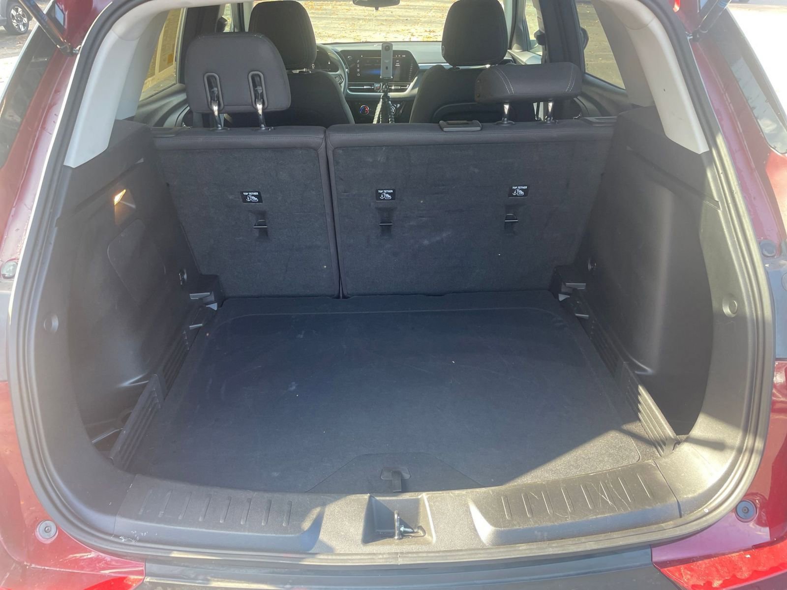 Used 2025 Chevrolet TrailBlazer LT w/ Driver Confidence Package image 27