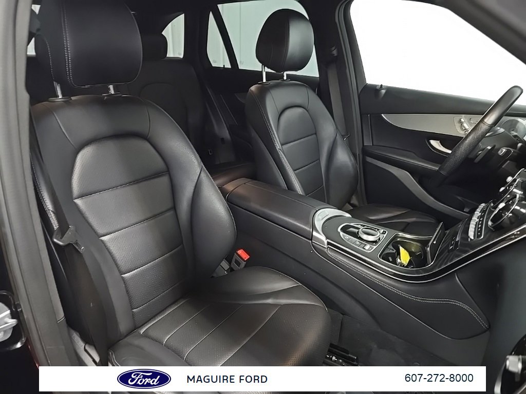 Used 2019 Mercedes-Benz GLC 300 4MATIC image 18