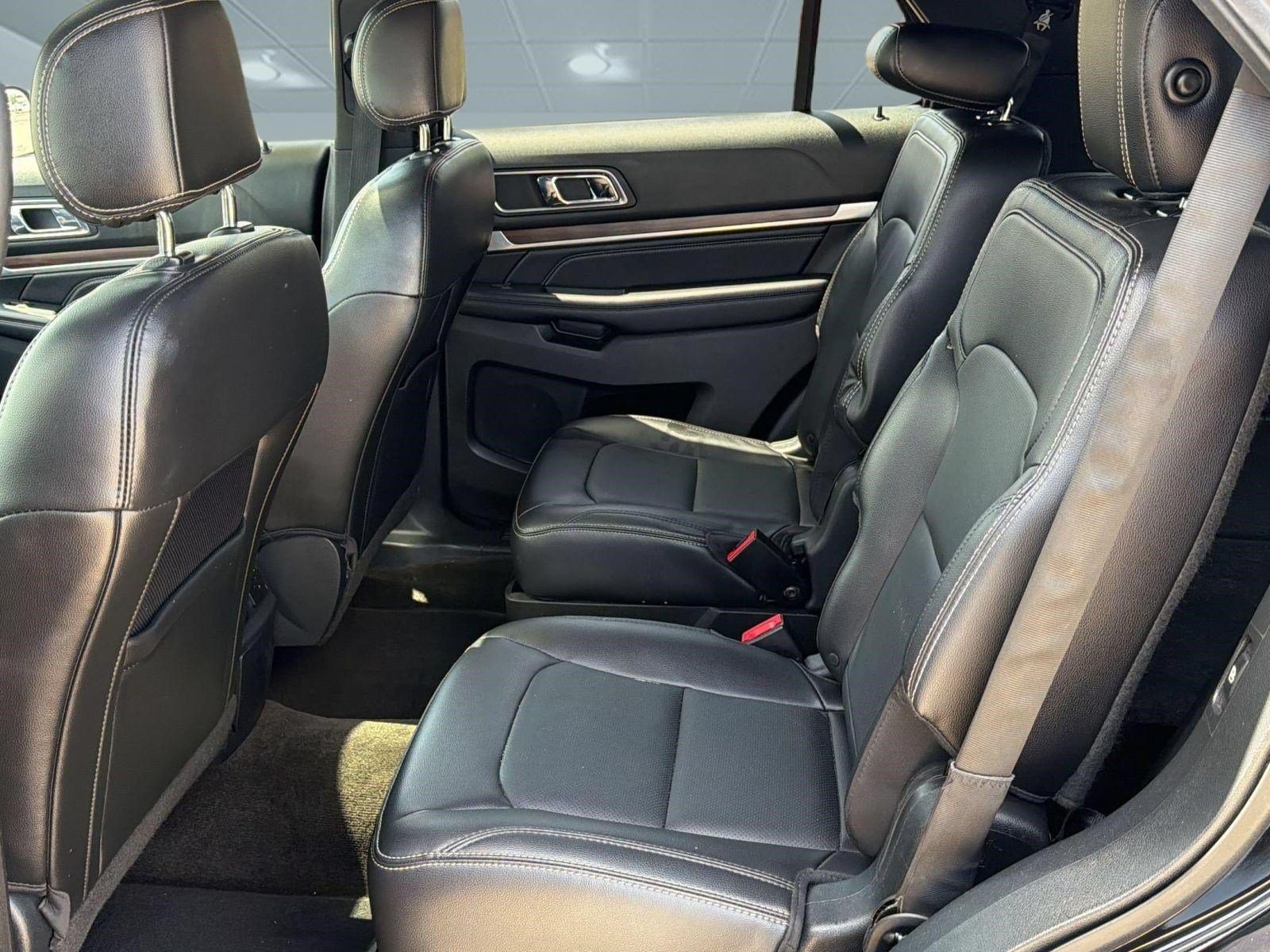 Used 2017 Ford Explorer Limited w/ Equipment Group 301A FWD image 21