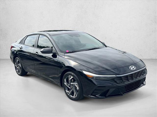 New 2025 Hyundai Elantra Sport w/ Cargo Package image 7