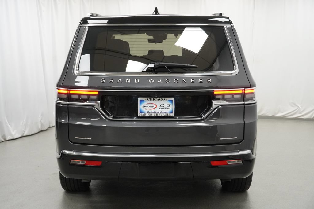 Used 2022 Jeep Grand Wagoneer Series III w/ Rear Seat Video Group 1 AWD/4WD image 43