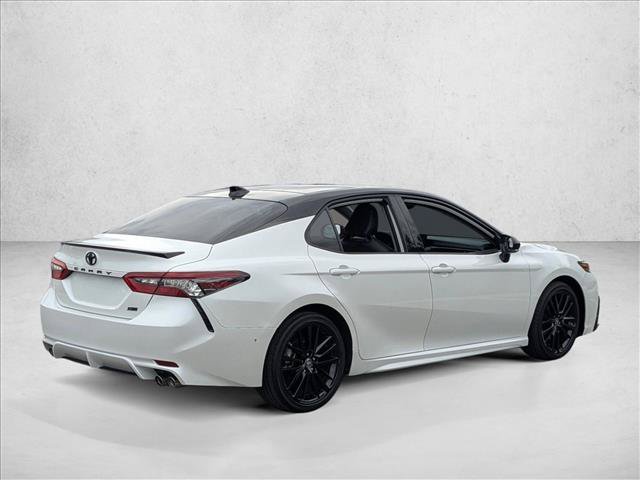 Used 2022 Toyota Camry XSE FWD image 5