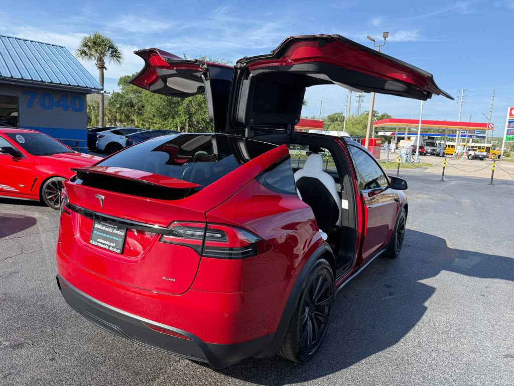 Used 2022 Tesla Model X Plaid AWD/4WD image 5