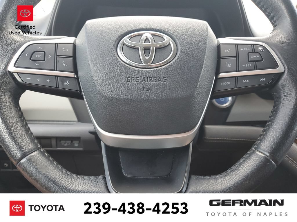 Certified 2022 Toyota Sienna XLE FWD image 24