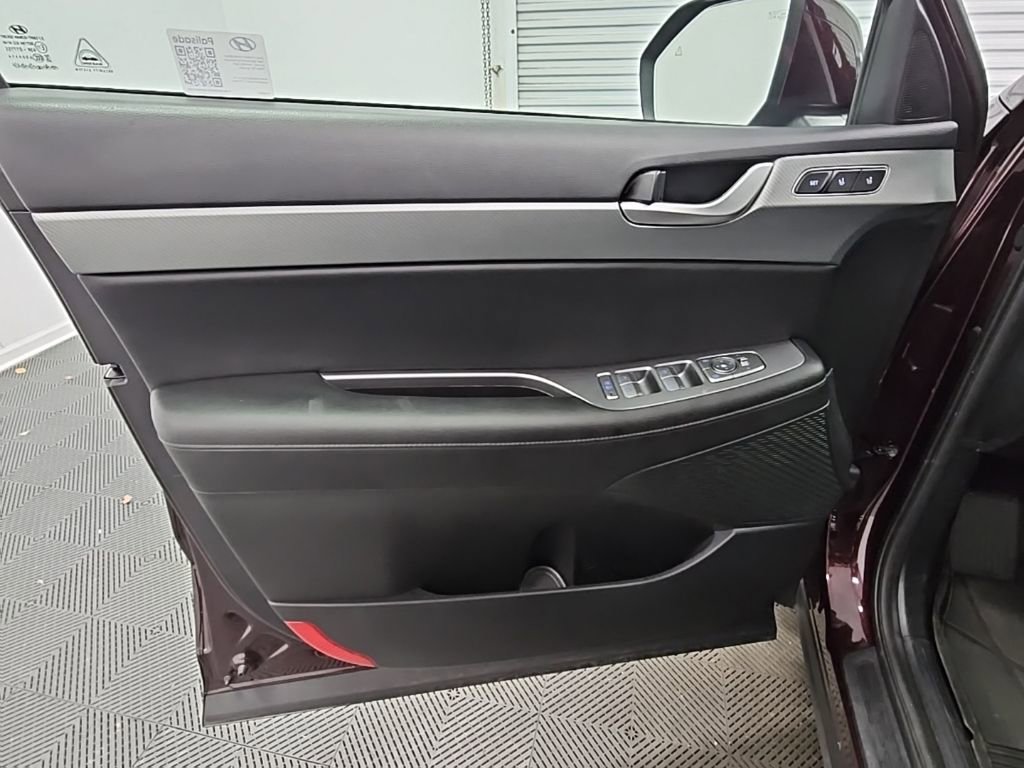 Used 2025 Hyundai Palisade SEL image 32