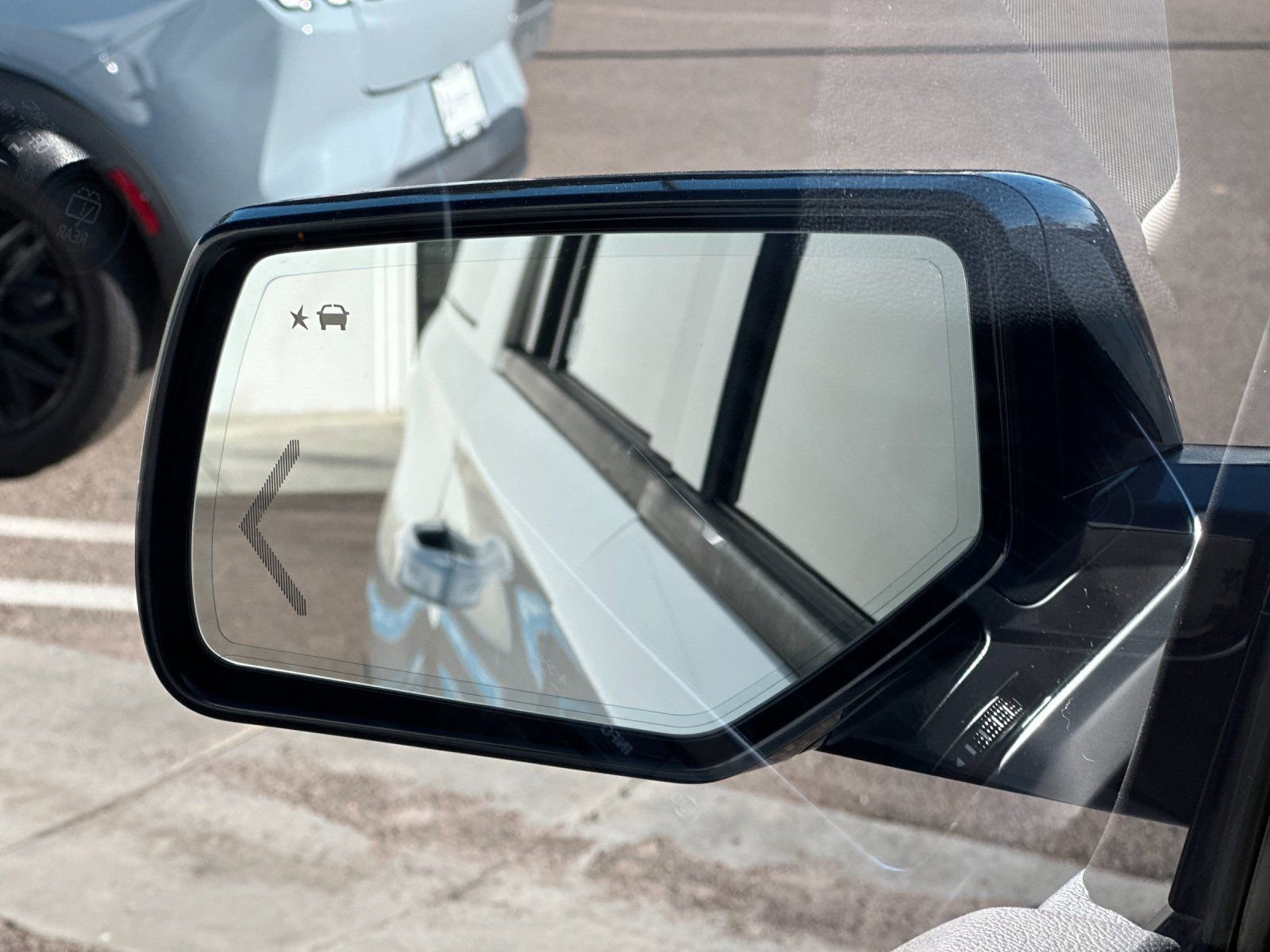 Used 2020 Chevrolet Suburban Premier image 37