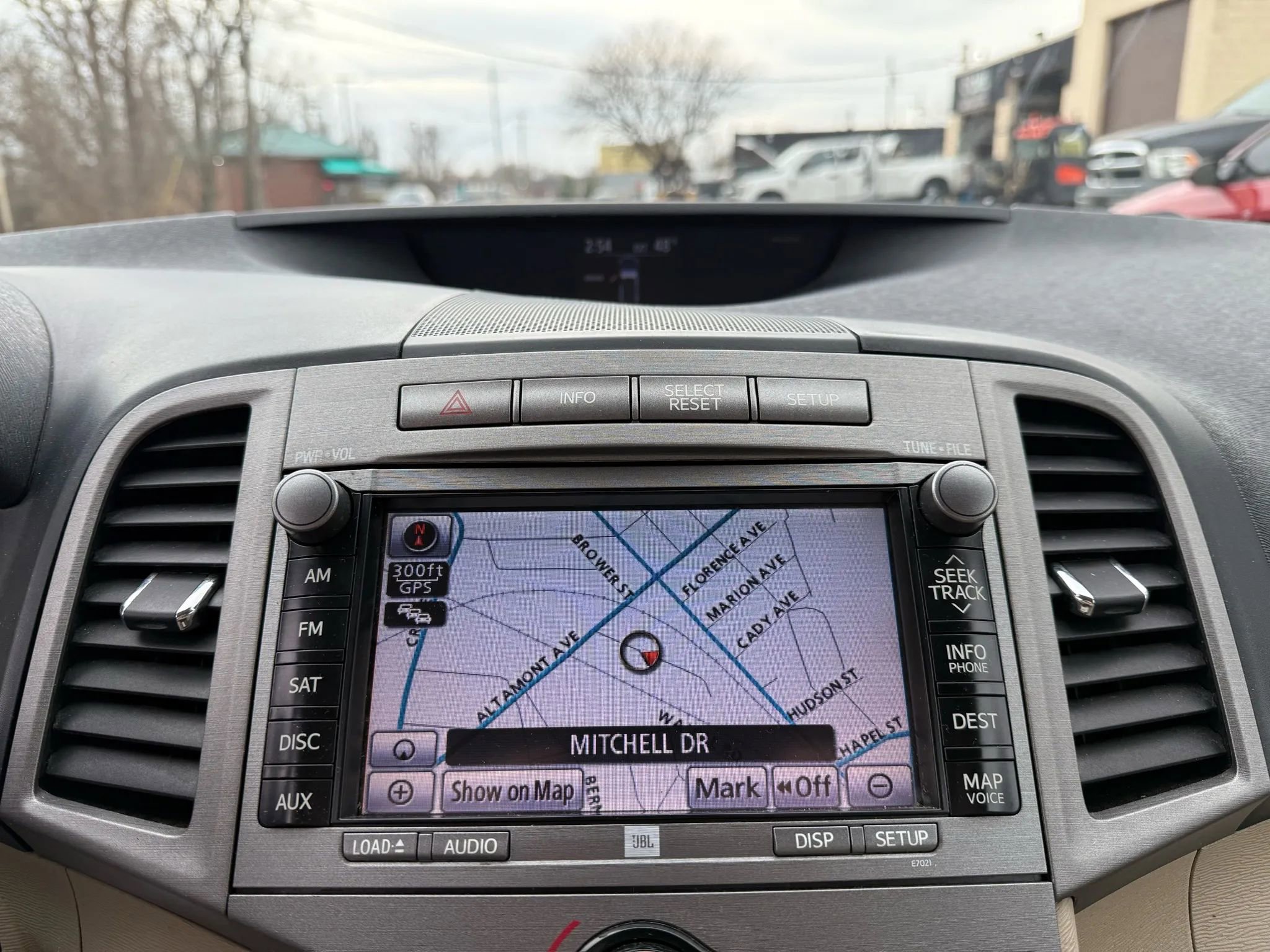 Used 2012 Toyota Venza XLE AWD/4WD image 16