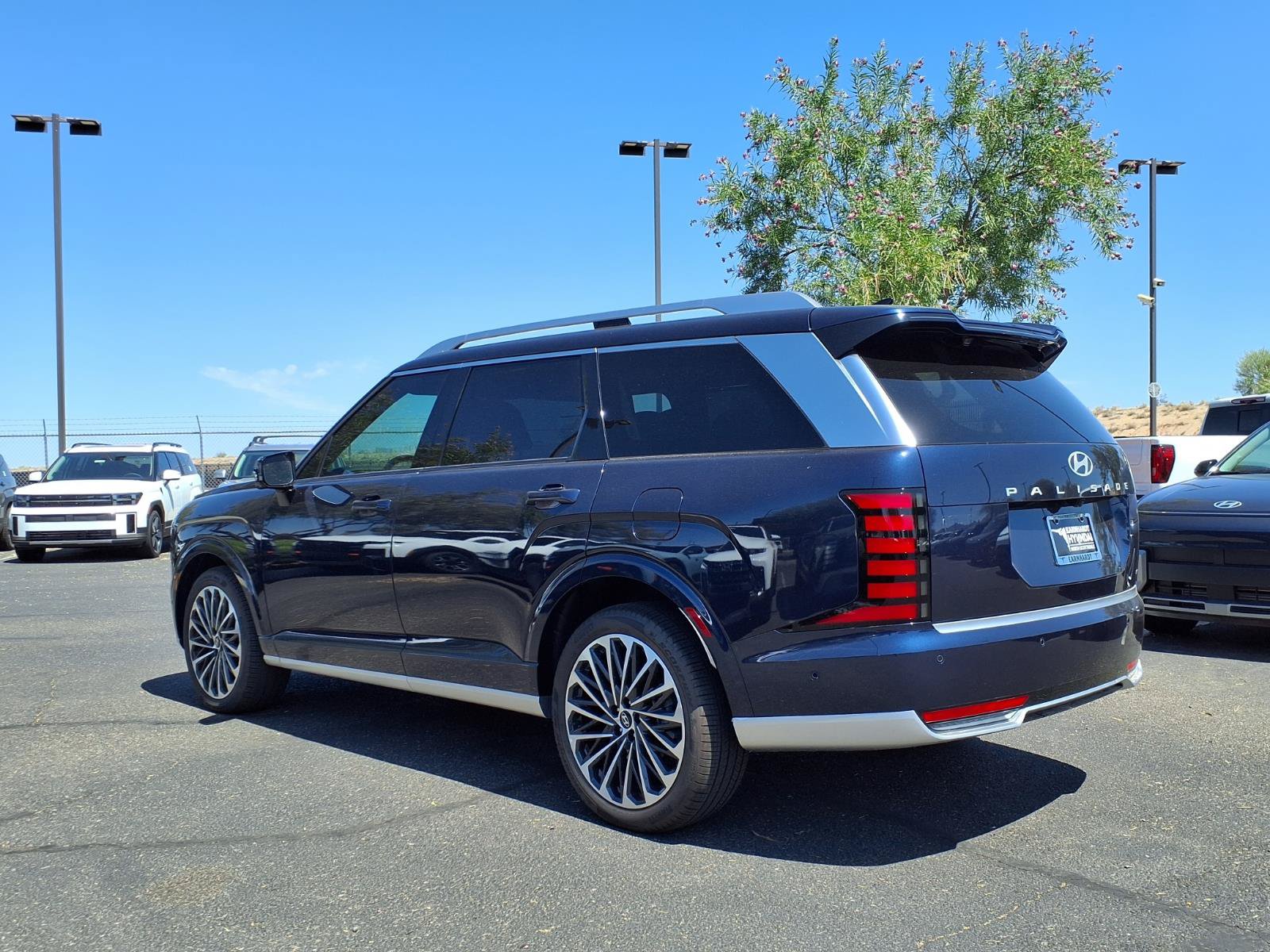 New 2026 Hyundai Palisade Calligraphy AWD/4WD image 4