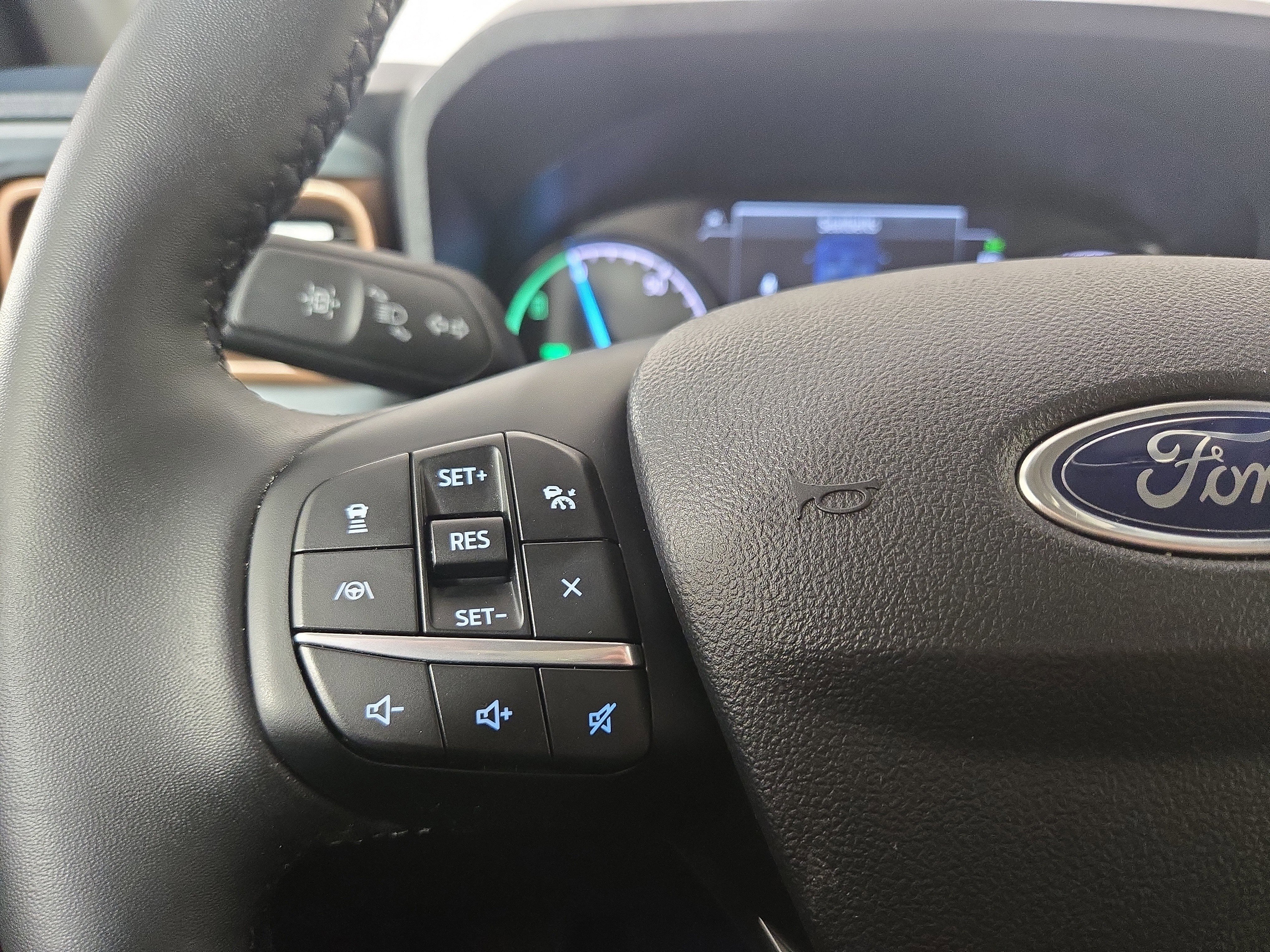 Used 2024 Ford Maverick Lariat image 15