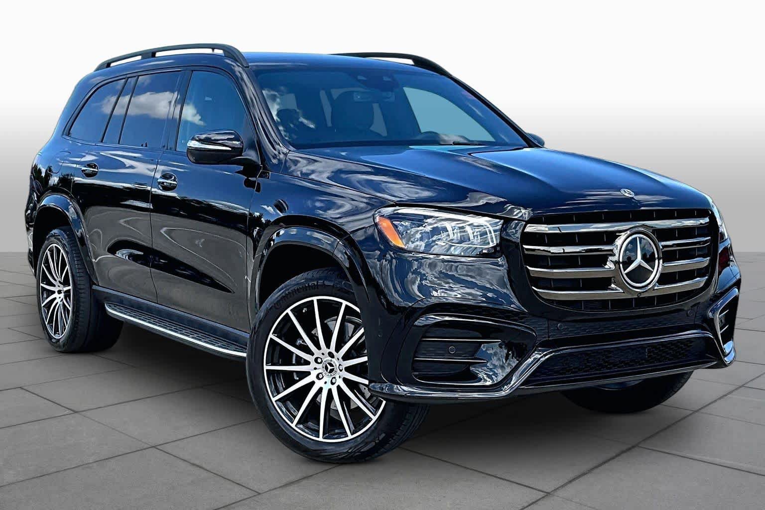 Used 2026 Mercedes-Benz GLS 450 4MATIC image 3