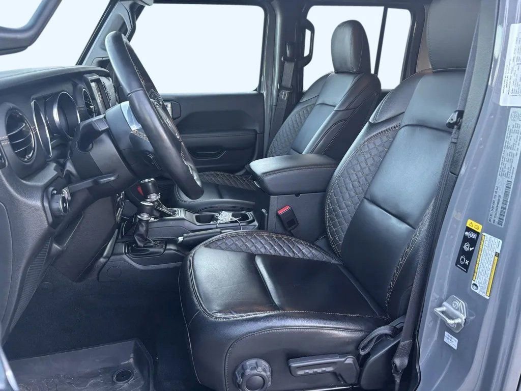 Used 2023 Jeep Wrangler Altitude image 19