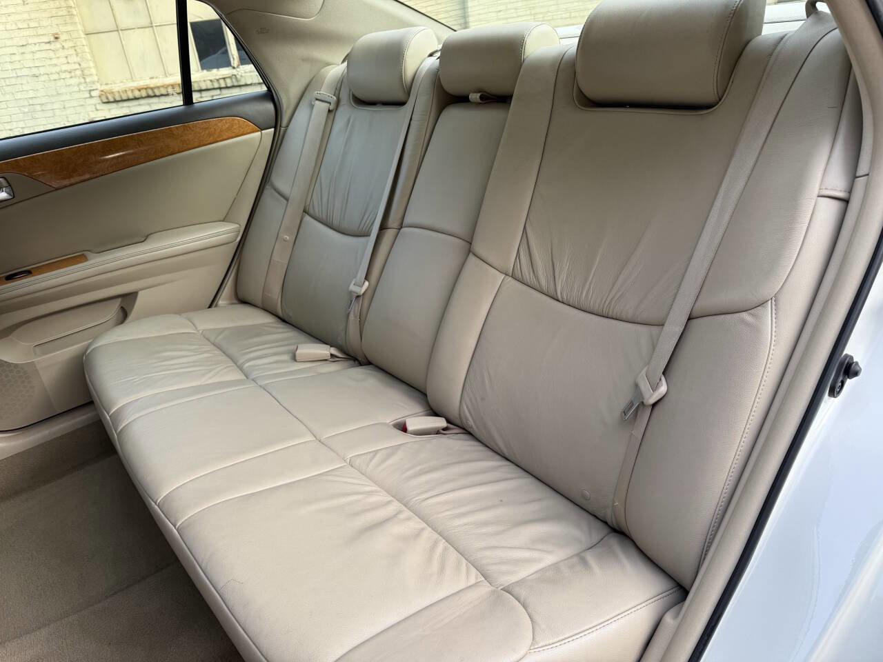 Used 2005 Toyota Avalon XLS image 45