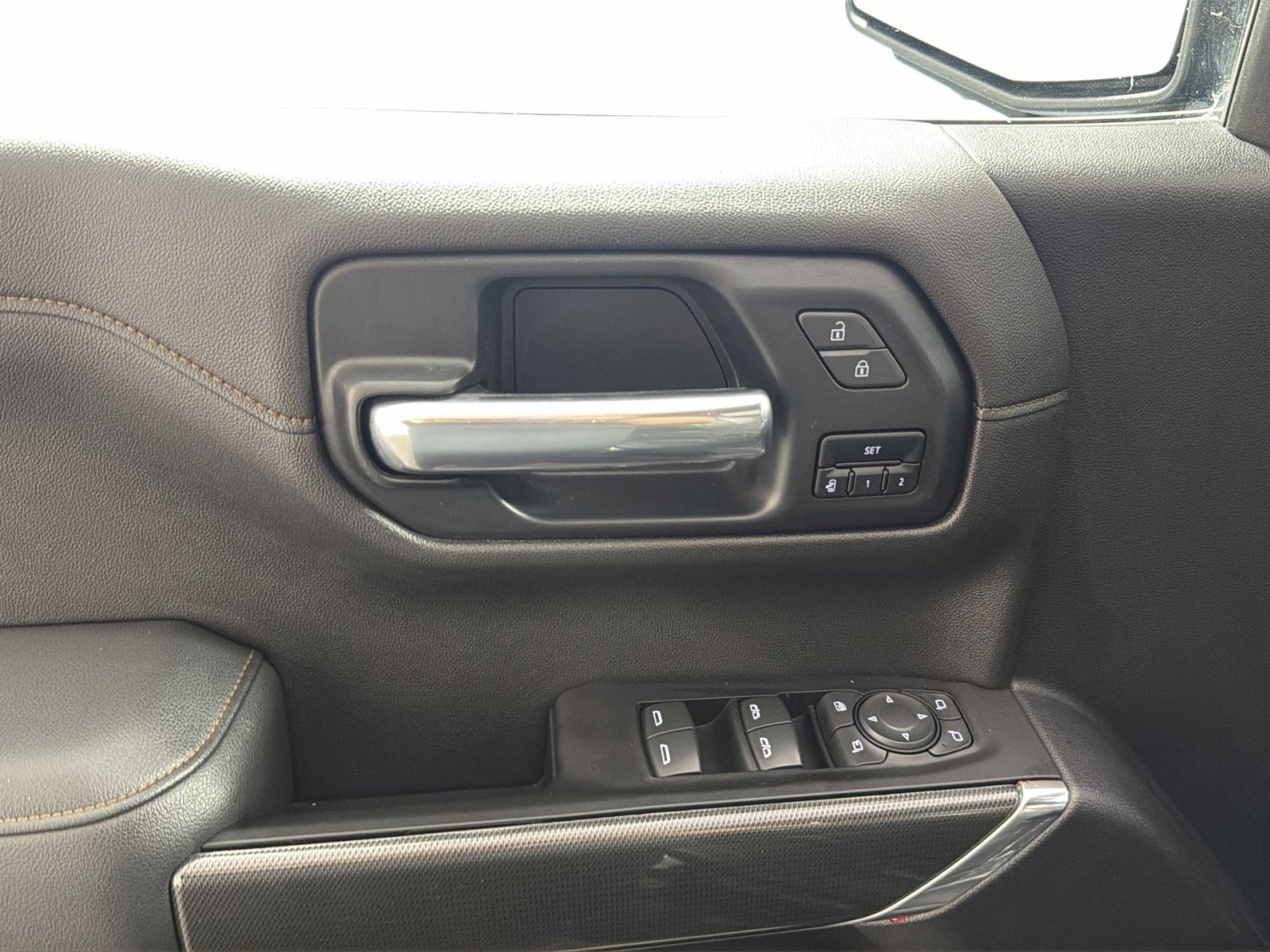 Used 2020 GMC Sierra 1500 AT4 w/ AT4 Premium Package image 15