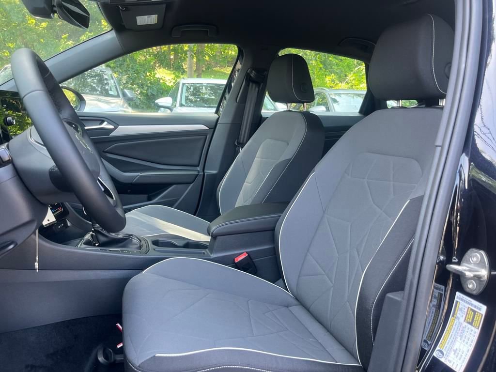 New 2025 Volkswagen Jetta Sport image 6