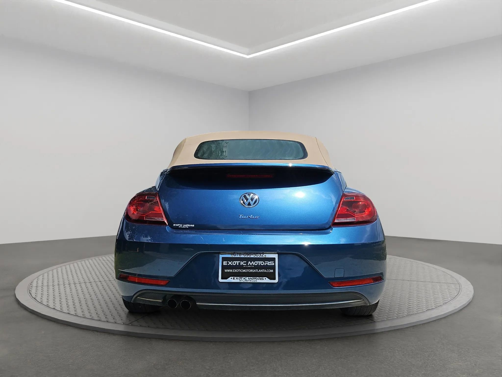 Used 2018 Volkswagen Beetle 2.0T S image 5